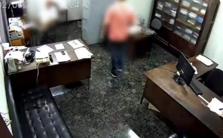 Idoso de 79 anos nega dinheiro e é ameaçado com faca pelo filho